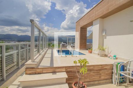 Apartamento à venda com 153m², 4 quartos e 3 vagas Apartamento à venda com 153m², 4 quartos e 3 vagasPiscina