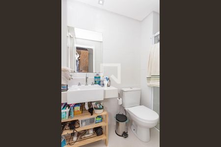 Apartamento à venda com 75m², 3 quartos e 2 vagas Apartamento à venda com 75m², 3 quartos e 2 vagasBanheiro Suite