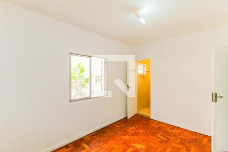 Apartamento à venda com 75m², 3 quartos e 2 vagas Apartamento à venda com 75m², 3 quartos e 2 vagasSuíte
