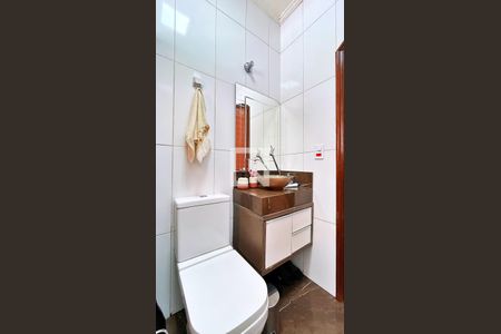 Casa à venda com 278m², 4 quartos e 7 vagasBanheiro da Suíte