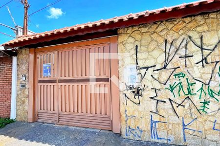 Casa à venda com 278m², 4 quartos e 7 vagasFachada