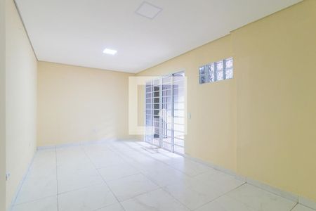 Sala de Jantar de casa para alugar com 2 quartos, 150m² em Jardim Maria Virginia, São Paulo
