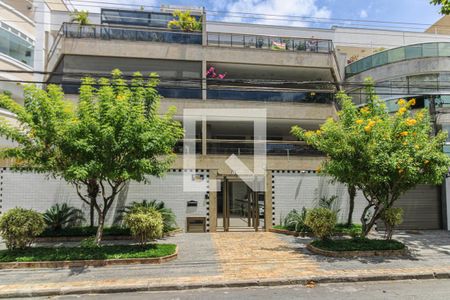 Apartamento à venda com 290m², 4 quartos e 2 vagasFachada