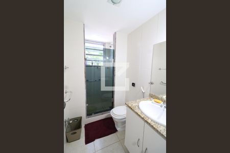 Casa à venda com 800m², 5 quartos e 4 vagasBanheiro da Suíte 2