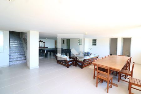 Casa à venda com 800m², 5 quartos e 4 vagasSalão de Festas 2