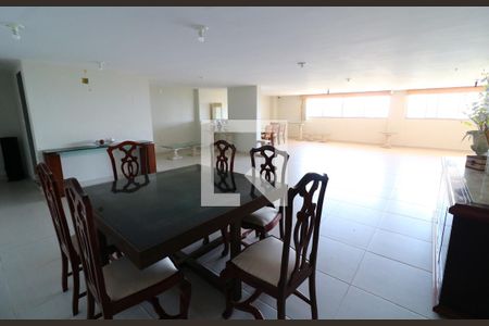 Casa à venda com 800m², 5 quartos e 4 vagasSalão de festa 1