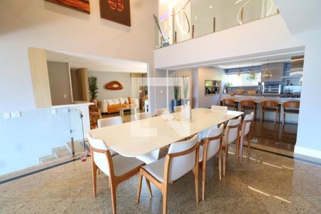 Casa à venda com 800m², 5 quartos e 4 vagasSala