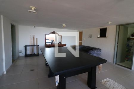Casa à venda com 800m², 5 quartos e 4 vagasSalão de Festas 2