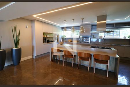 Casa à venda com 800m², 5 quartos e 4 vagasCozinha