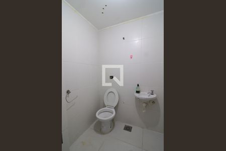 Casa à venda com 800m², 5 quartos e 4 vagasBanheiro 1 do Salão de festa 1