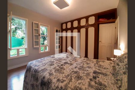 Casa de condomínio à venda com 419m², 3 quartos e 2 vagas Casa de condomínio à venda com 419m², 3 quartos e 2 vagasQuarto 2