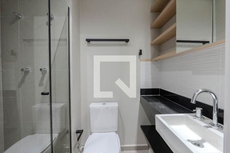 Banheiro de kitnet/studio para alugar com 1 quarto, 20m² em Bela Vista, São Paulo