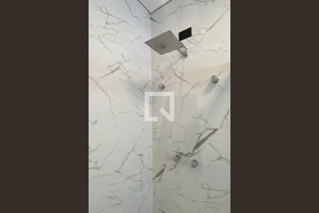 Casa de condomínio à venda com 200m², 4 quartos e 4 vagasBanheiro da Suíte 2