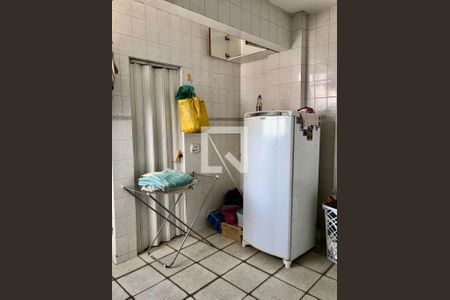 Apartamento à venda com 60m², 2 quartos e 1 vagaÁrea de Serviço