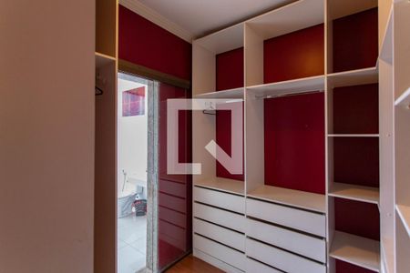 Casa à venda com 650m², 4 quartos e 5 vagasCloset do quarto