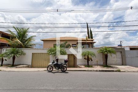 Casa à venda com 650m², 4 quartos e 5 vagasFachada