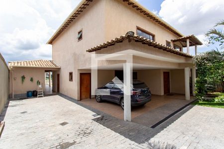 Casa à venda com 650m², 4 quartos e 5 vagasGaragem