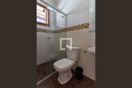 Casa à venda com 650m², 4 quartos e 5 vagasÁrea Comum - Banheiro 