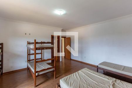 Casa à venda com 650m², 4 quartos e 5 vagasQuarto Suíte 2