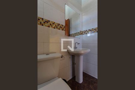 Casa à venda com 650m², 4 quartos e 5 vagasÁrea Comum - Banheiro 