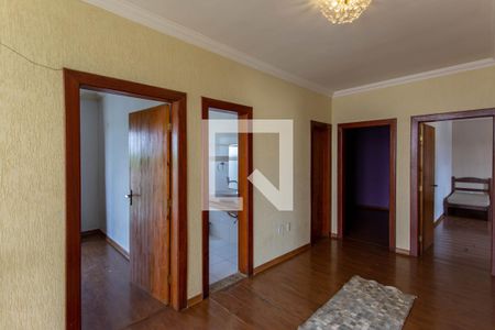 Casa à venda com 650m², 4 quartos e 5 vagasCorredor