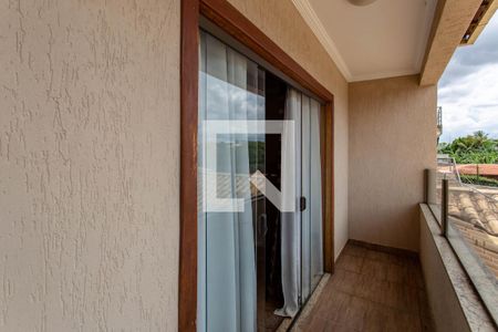 Casa à venda com 650m², 4 quartos e 5 vagasVaranda do Quarto Suite