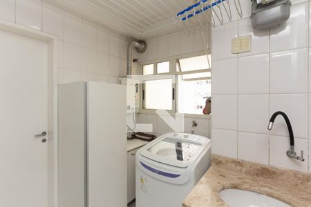 Apartamento à venda com 128m², 3 quartos e 2 vagas Apartamento à venda com 128m², 3 quartos e 2 vagasÁrea de Serviço