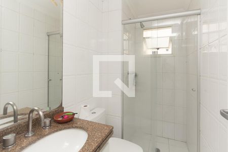 Apartamento à venda com 128m², 3 quartos e 2 vagas Apartamento à venda com 128m², 3 quartos e 2 vagasBanheiro da Suíte 1