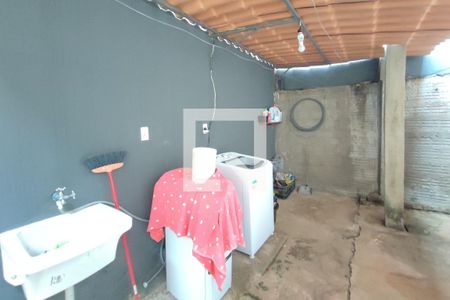 Casa à venda com 180m², 4 quartos e 2 vagasÁrea de Serviço