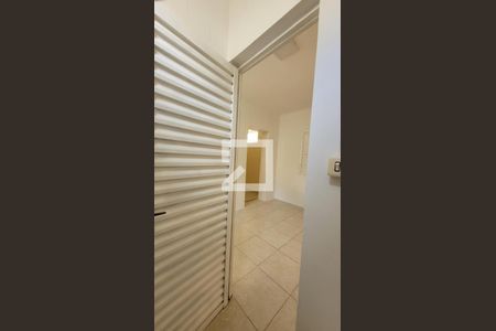 Casa à venda com 1411m², 10 quartos e 13 vagas Casa à venda com 1411m², 10 quartos e 13 vagasBanheiro 6