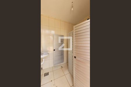 Casa à venda com 1411m², 10 quartos e 13 vagas Casa à venda com 1411m², 10 quartos e 13 vagasBanheiro 5