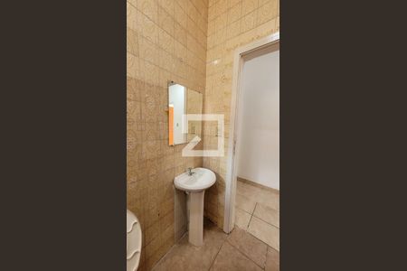 Casa à venda com 1411m², 10 quartos e 13 vagas Casa à venda com 1411m², 10 quartos e 13 vagasBanheiro 2