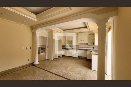 Casa à venda com 1411m², 10 quartos e 13 vagas Casa à venda com 1411m², 10 quartos e 13 vagasCozinha