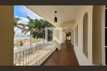 Casa à venda com 1411m², 10 quartos e 13 vagas Casa à venda com 1411m², 10 quartos e 13 vagasVaranda da Sala
