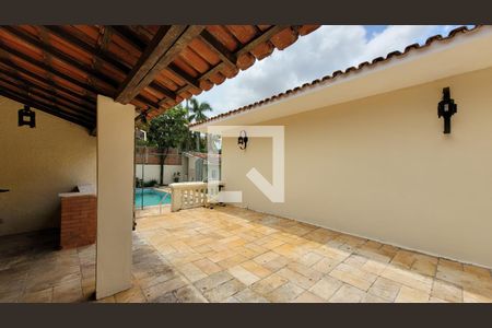 Casa à venda com 1411m², 10 quartos e 13 vagas Casa à venda com 1411m², 10 quartos e 13 vagasChurrasqueira