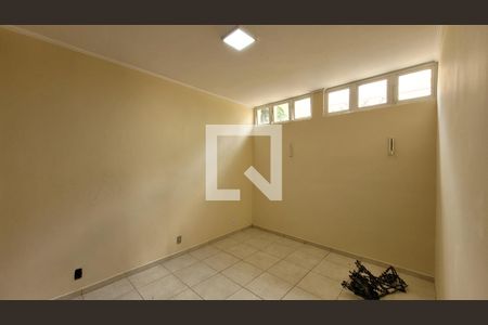 Casa à venda com 1411m², 10 quartos e 13 vagas Casa à venda com 1411m², 10 quartos e 13 vagasQuarto 7