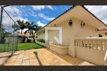 Casa à venda com 1411m², 10 quartos e 13 vagas Casa à venda com 1411m², 10 quartos e 13 vagasQuintal