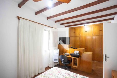 Casa à venda com 205m², 4 quartos e 2 vagasQuarto Suite 2