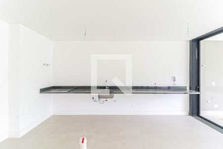 Casa de condomínio à venda com 845m², 4 quartos e 6 vagas Casa de condomínio à venda com 845m², 4 quartos e 6 vagasCozinha