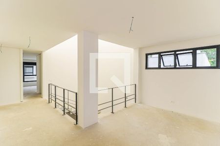 Casa de condomínio à venda com 845m², 4 quartos e 6 vagas Casa de condomínio à venda com 845m², 4 quartos e 6 vagasHall Quartos