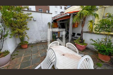 Apartamento à venda com 145m², 3 quartos e 1 vaga Apartamento à venda com 145m², 3 quartos e 1 vagaÁrea de Serviço