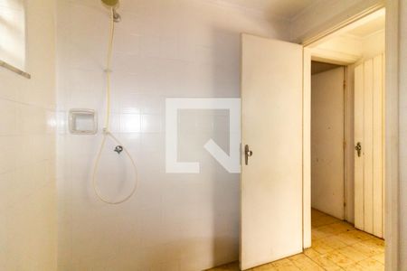 Casa à venda com 350m², 3 quartos e 3 vagasBanheiro de serviço