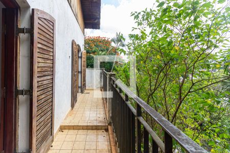 Casa à venda com 350m², 3 quartos e 3 vagasVaranda