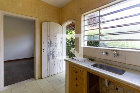 Casa à venda com 350m², 3 quartos e 3 vagasCozinha