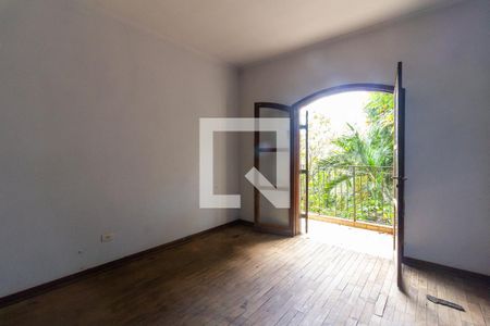 Casa à venda com 350m², 3 quartos e 3 vagasQuarto 2