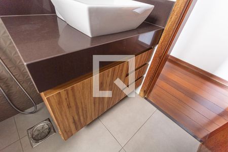 Apartamento à venda com 103m², 3 quartos e 1 vagaArmário do Banheiro Social