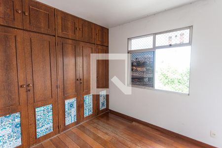 Apartamento à venda com 103m², 3 quartos e 1 vagaQuarto 2