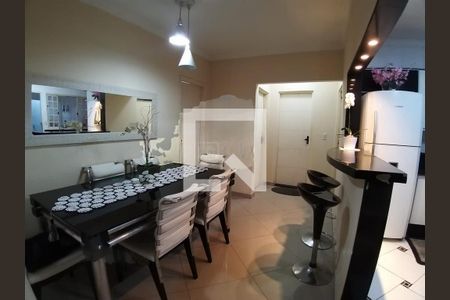 Casa à venda com 136m², 4 quartos e 4 vagas