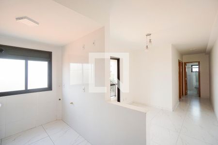 Sala e cozinha de apartamento para alugar com 2 quartos, 50m² em Vila Matilde, São Paulo