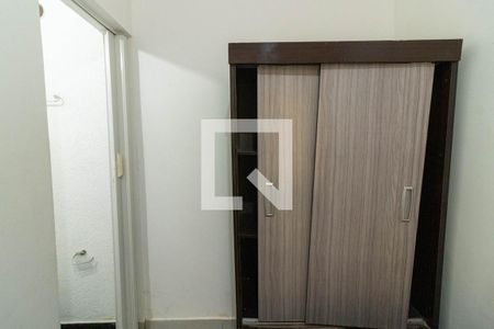 Quarto de casa para alugar com 1 quarto, 20m² em Vila Gomes, São Paulo